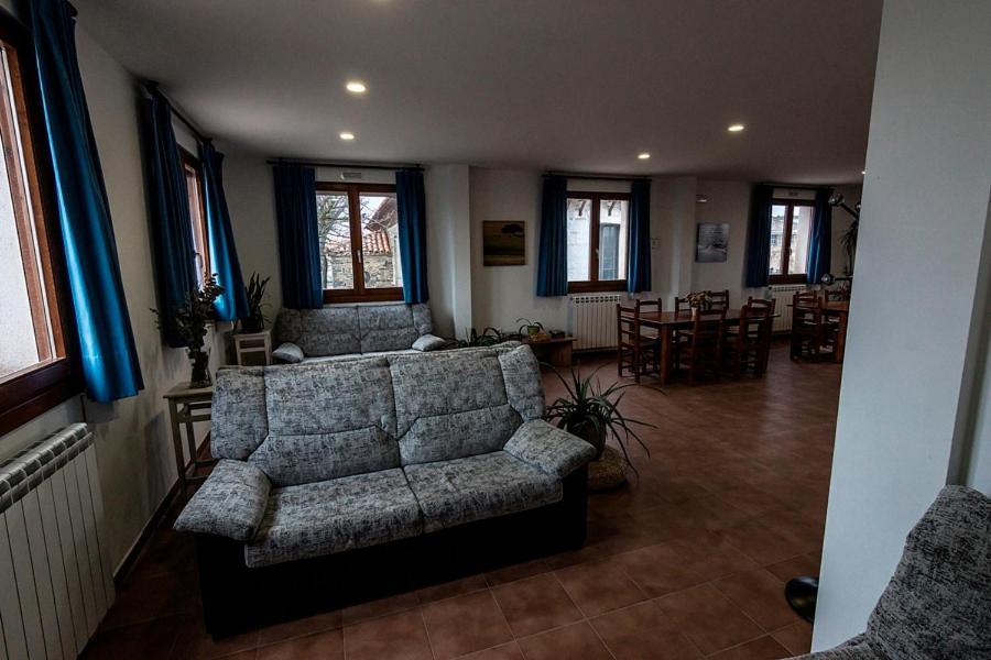 Albergue Turistico Tierras Altas Fuentes de Magana Exterior foto