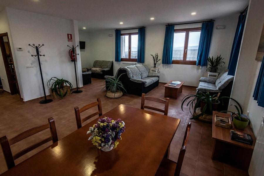 Albergue Turistico Tierras Altas Fuentes de Magana Exterior foto